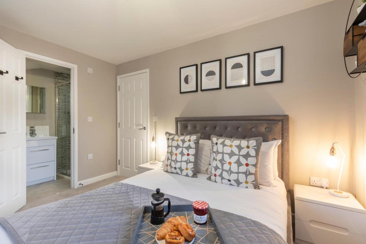 Elliot Oliver - 2 Bedroom Garden Apartment With Parking Cheltenham Exterior foto