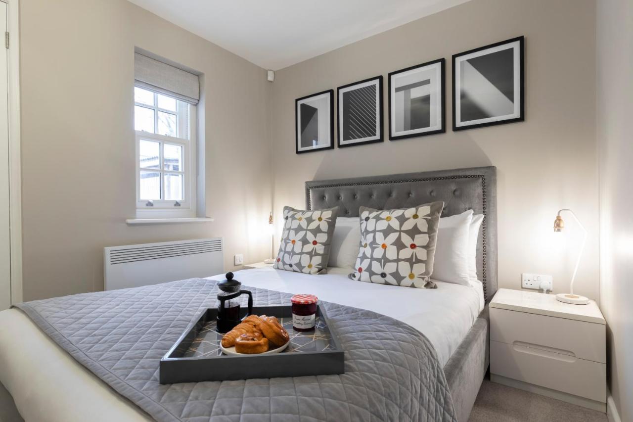Elliot Oliver - 2 Bedroom Garden Apartment With Parking Cheltenham Exterior foto